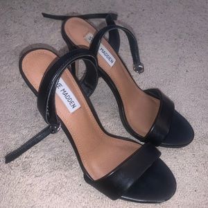 Steve Madden Reno Black Heels